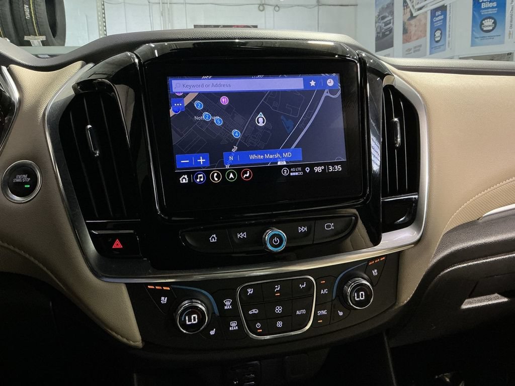 Used 2023 Chevrolet Traverse Premier AWD/4WD image 21