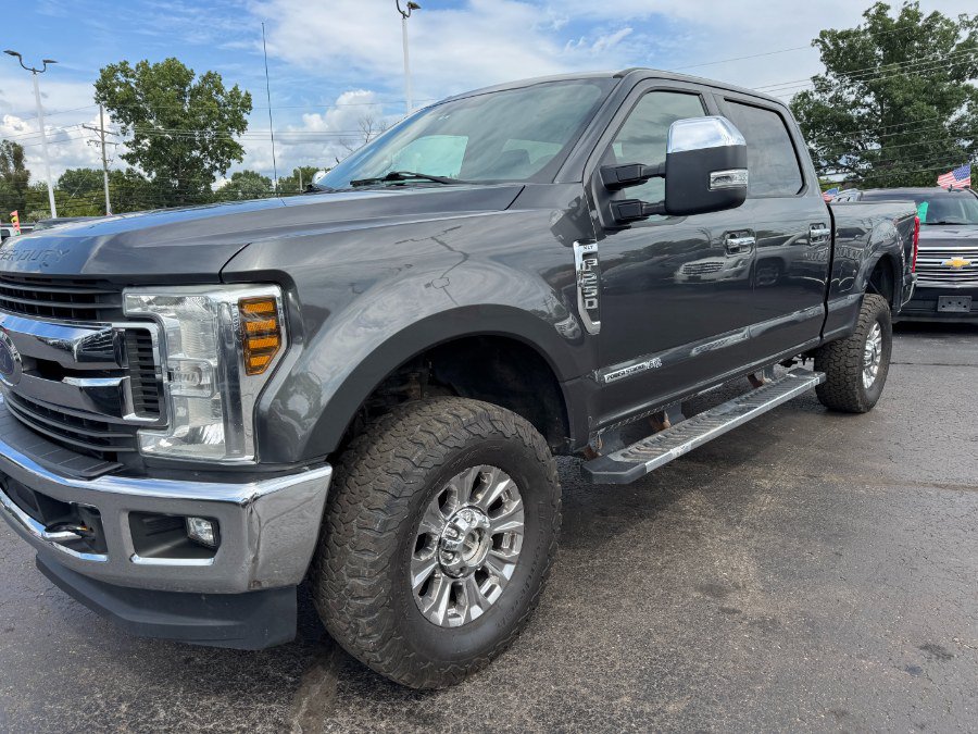 Used 2018 Ford F250 XLT w/ XLT Premium Package AWD/4WD image 9
