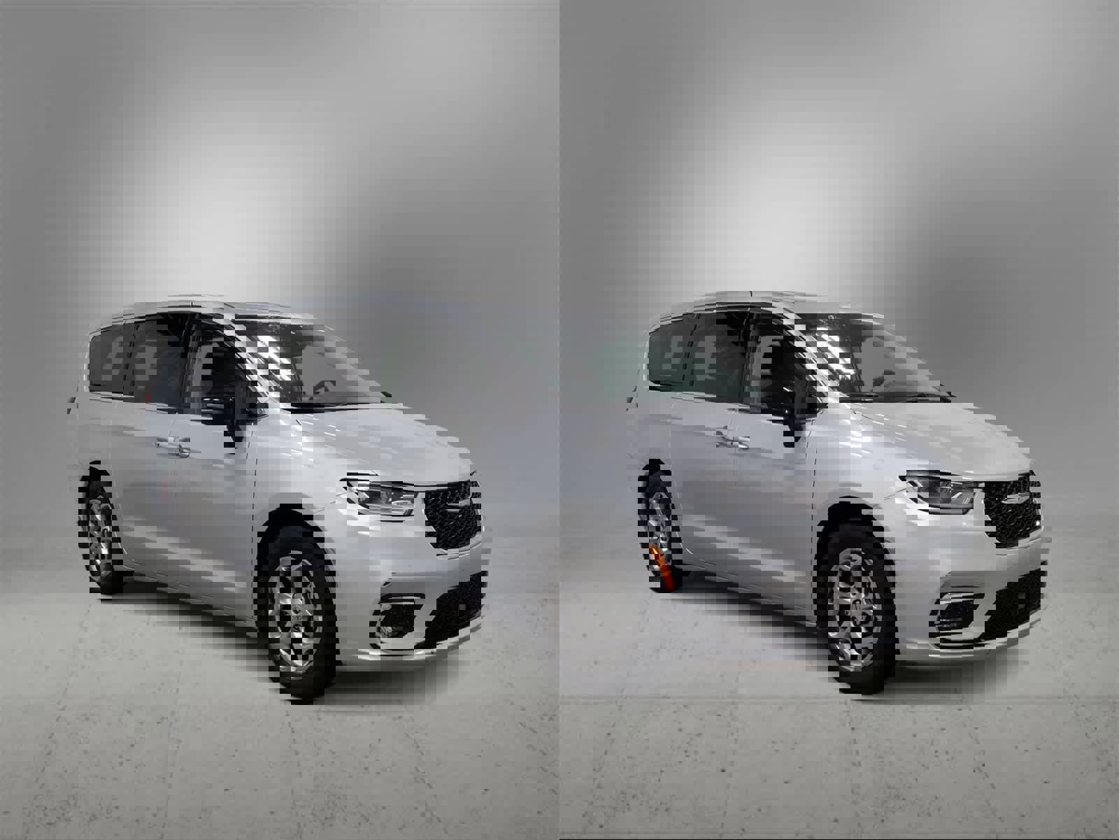 Used 2024 Chrysler Pacifica Limited image 2