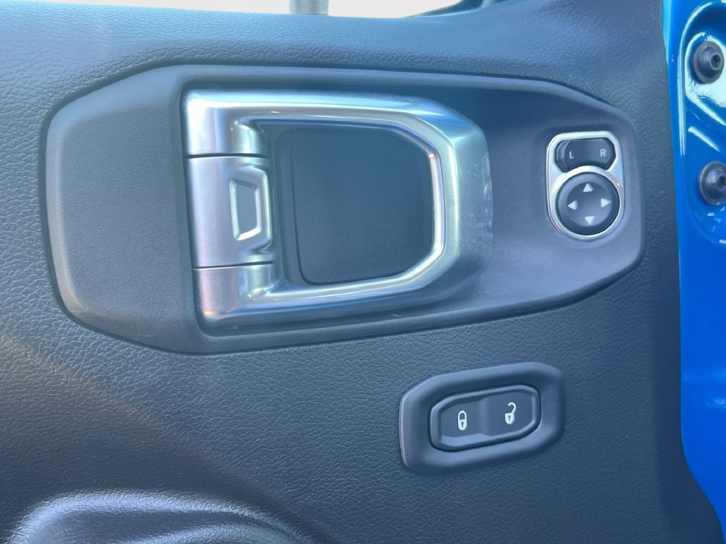 Used 2023 Jeep Gladiator Mojave w/ LED Lighting Group AWD/4WD image 22