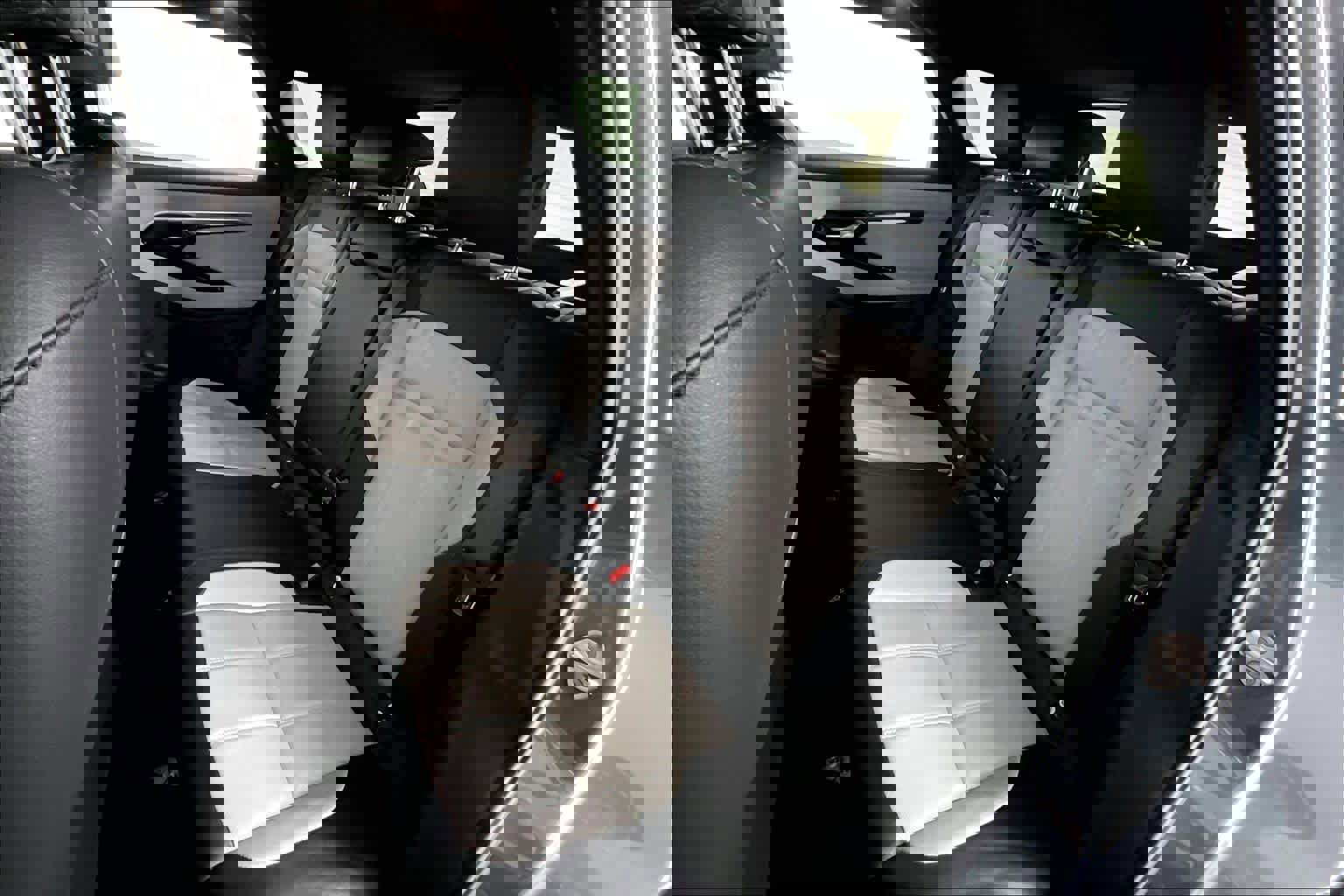 Used 2020 Land Rover Range Rover Evoque First Edition image 20