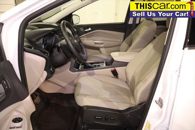 Used 2019 Ford Escape SE image 18