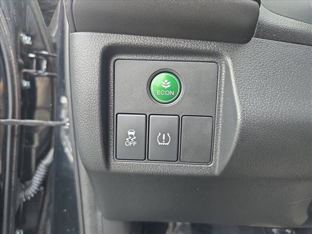 Used 2018 Honda HR-V LX image 24