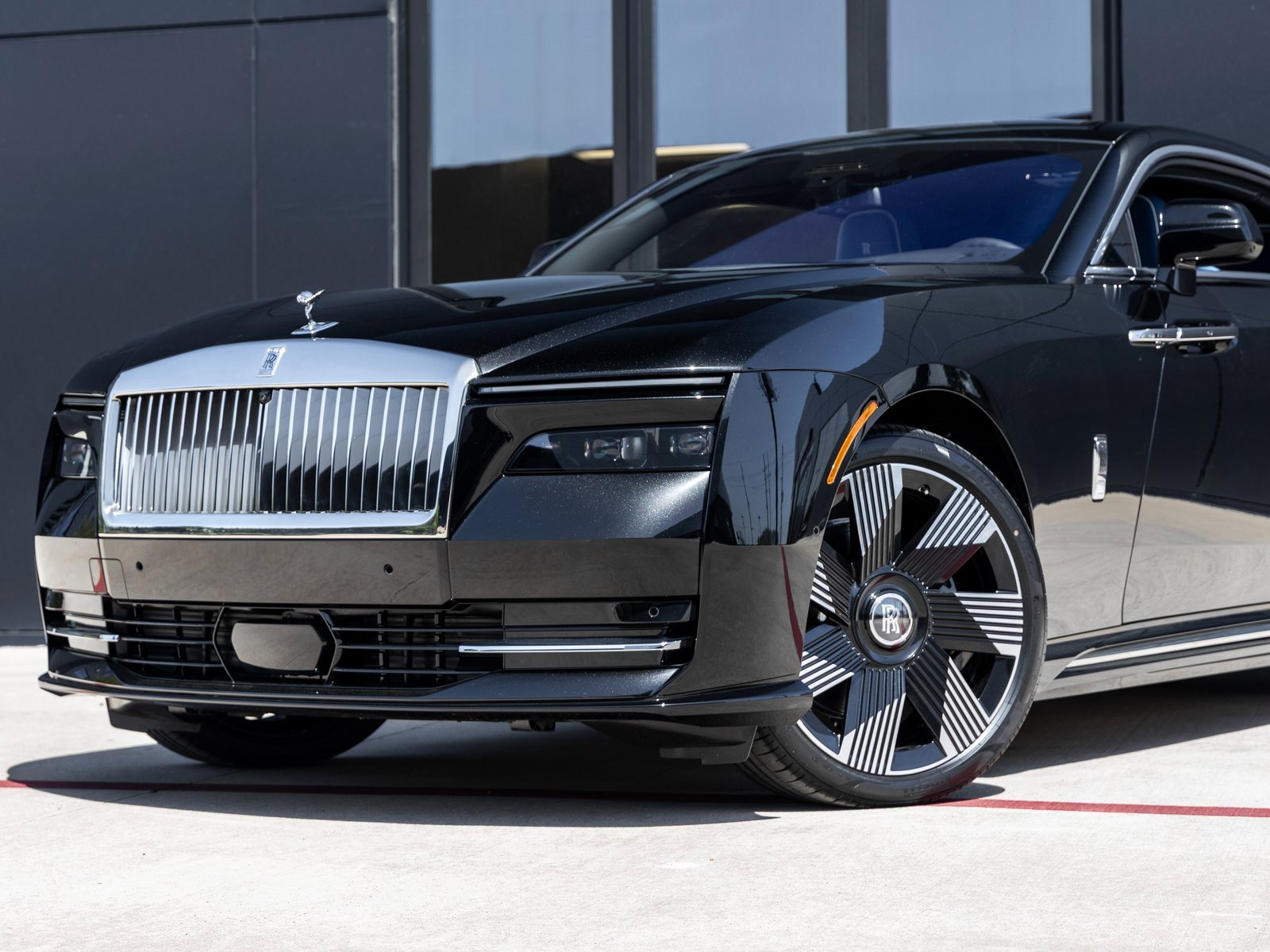 New 2025 Rolls-Royce Spectre image 6