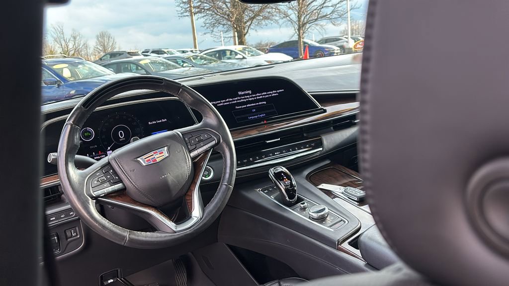 Used 2022 Cadillac Escalade ESV Sport Platinum w/ Heavy-Duty Trailer Package image 13