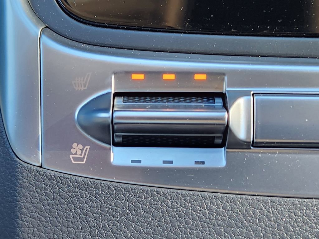 New 2026 Kia Carnival SX image 16