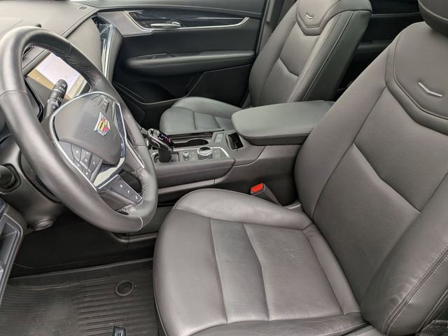 Certified 2023 Cadillac XT5 Premium Luxury w/ LPO, Floor Liner Package image 21