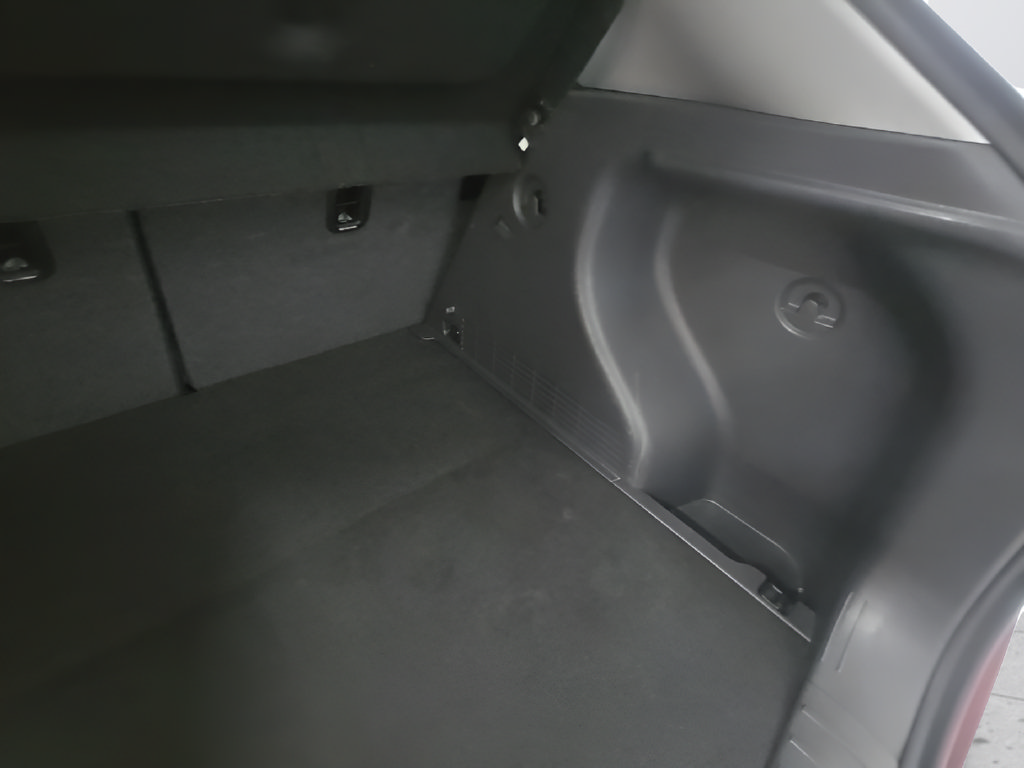 Used 2025 Hyundai Kona SEL FWD image 21