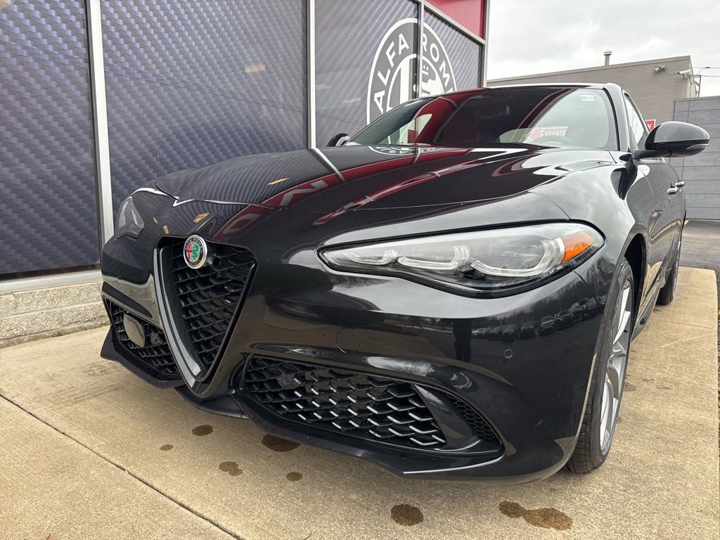 New 2026 Alfa Romeo Giulia AWD image 10