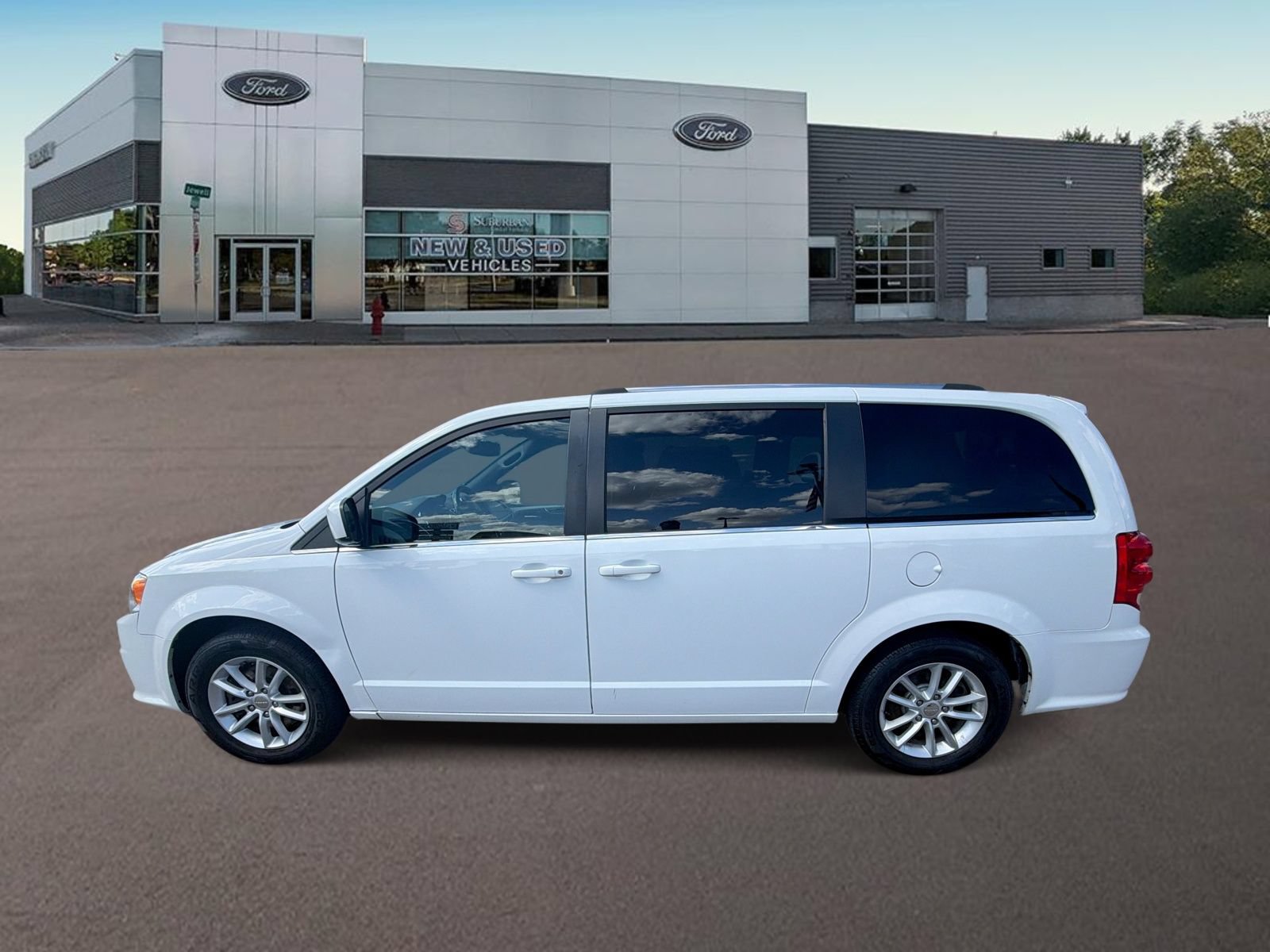 Used 2020 Dodge Grand Caravan SXT FWD image 6