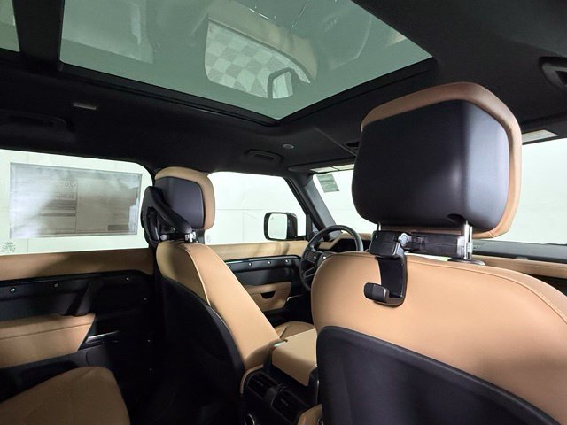 New 2026 Land Rover Defender 110 X-Dynamic SE AWD/4WD image 27