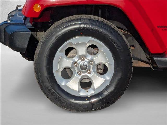 Used 2014 Jeep Wrangler Unlimited Sahara w/ Dual Top Group image 20