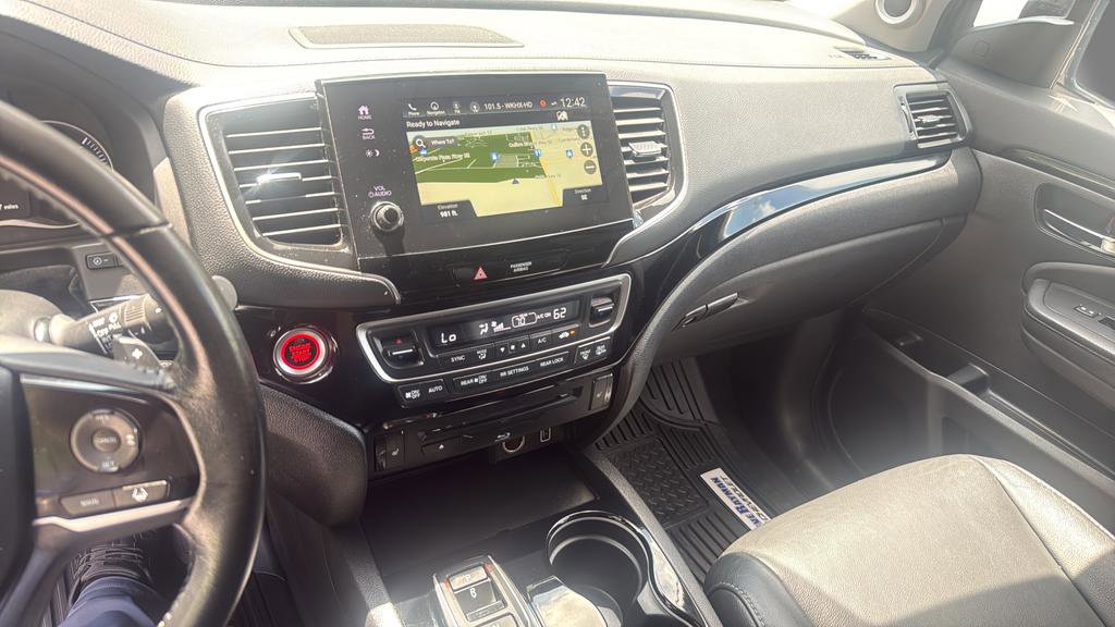 Used 2020 Honda Pilot Touring image 15