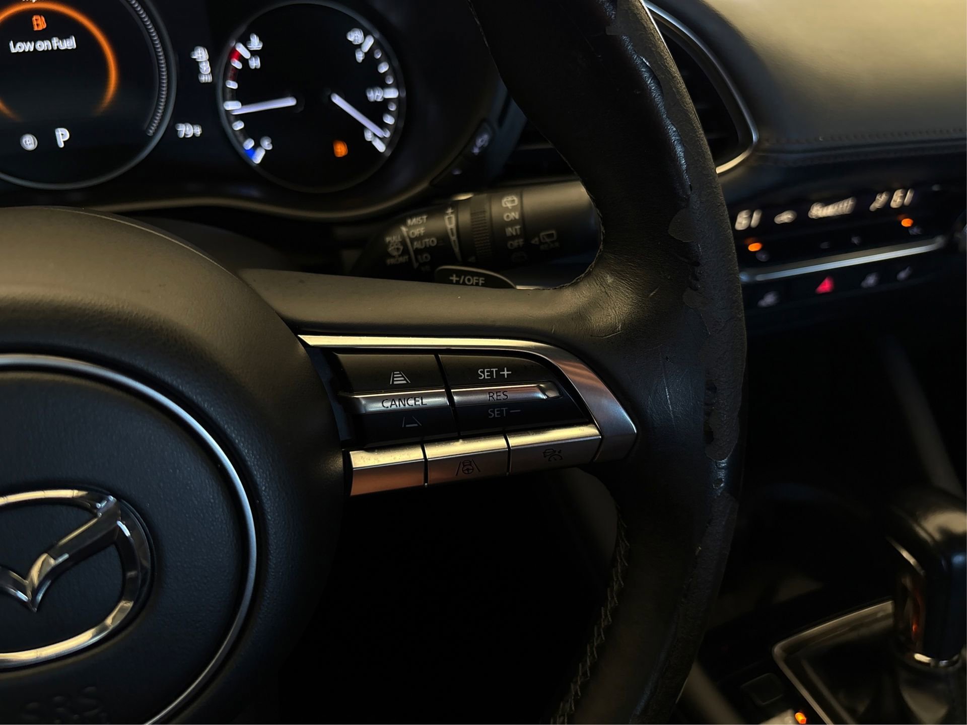 Used 2023 MAZDA MAZDA3 Hatchback w/ Appearance Package image 28