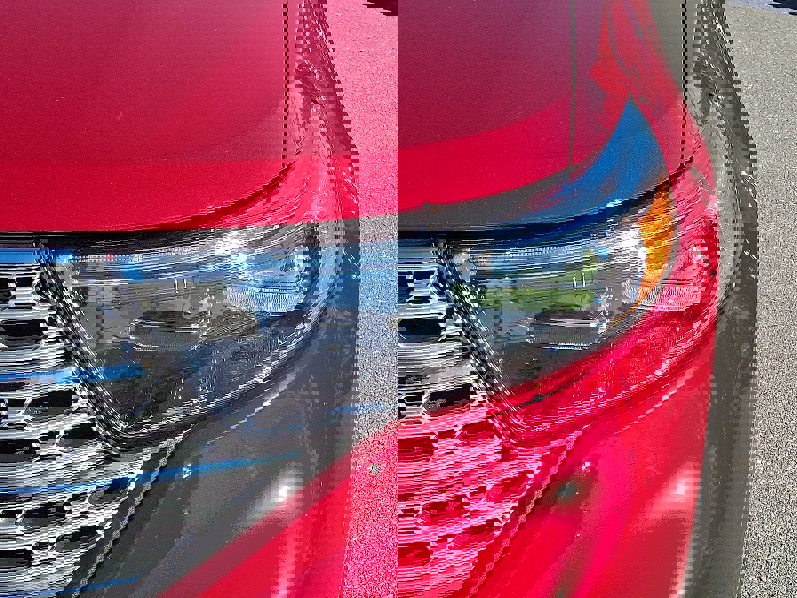 Used 2022 Ford Explorer Limited w/ Equipment Group 301A image 8