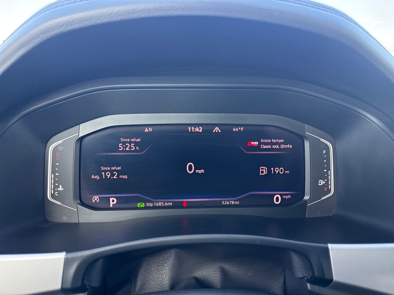 Used 2023 Volkswagen Atlas Cross Sport SE image 30