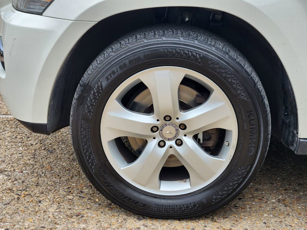 Used 2012 Mercedes-Benz GL 450 4MATIC image 10