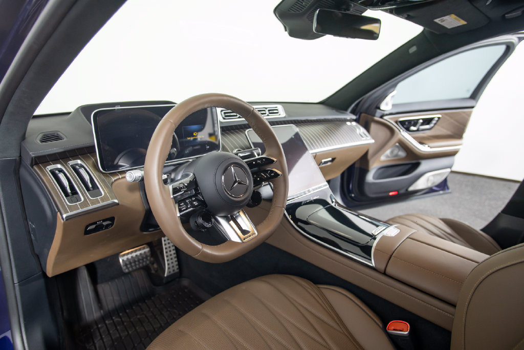 Used 2025 Mercedes-Benz S 63 AMG S image 34