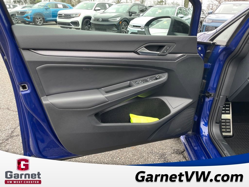 New 2026 Volkswagen Golf 2.0T image 11