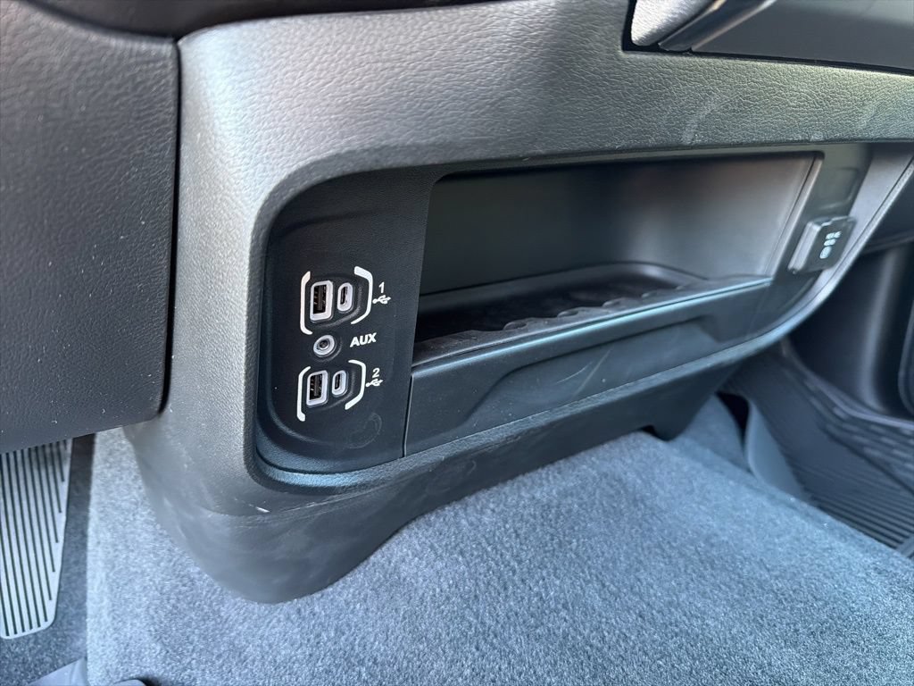 New 2026 RAM 3500 Tradesman AWD/4WD image 39