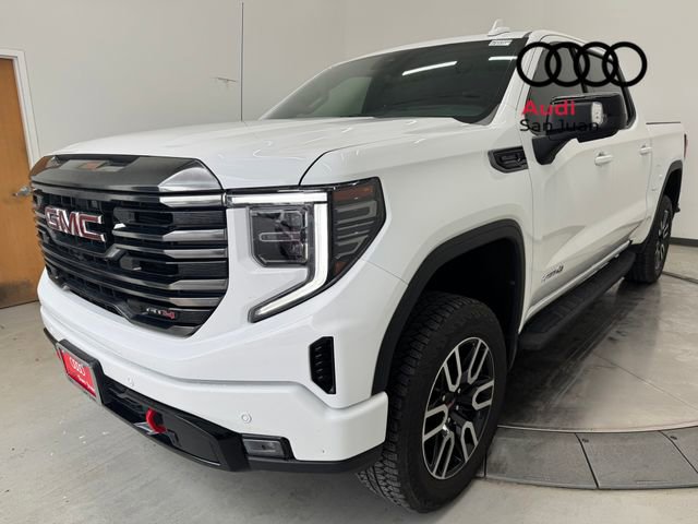 Used 2022 GMC Sierra 1500 AT4 w/ AT4 Premium Package image 4