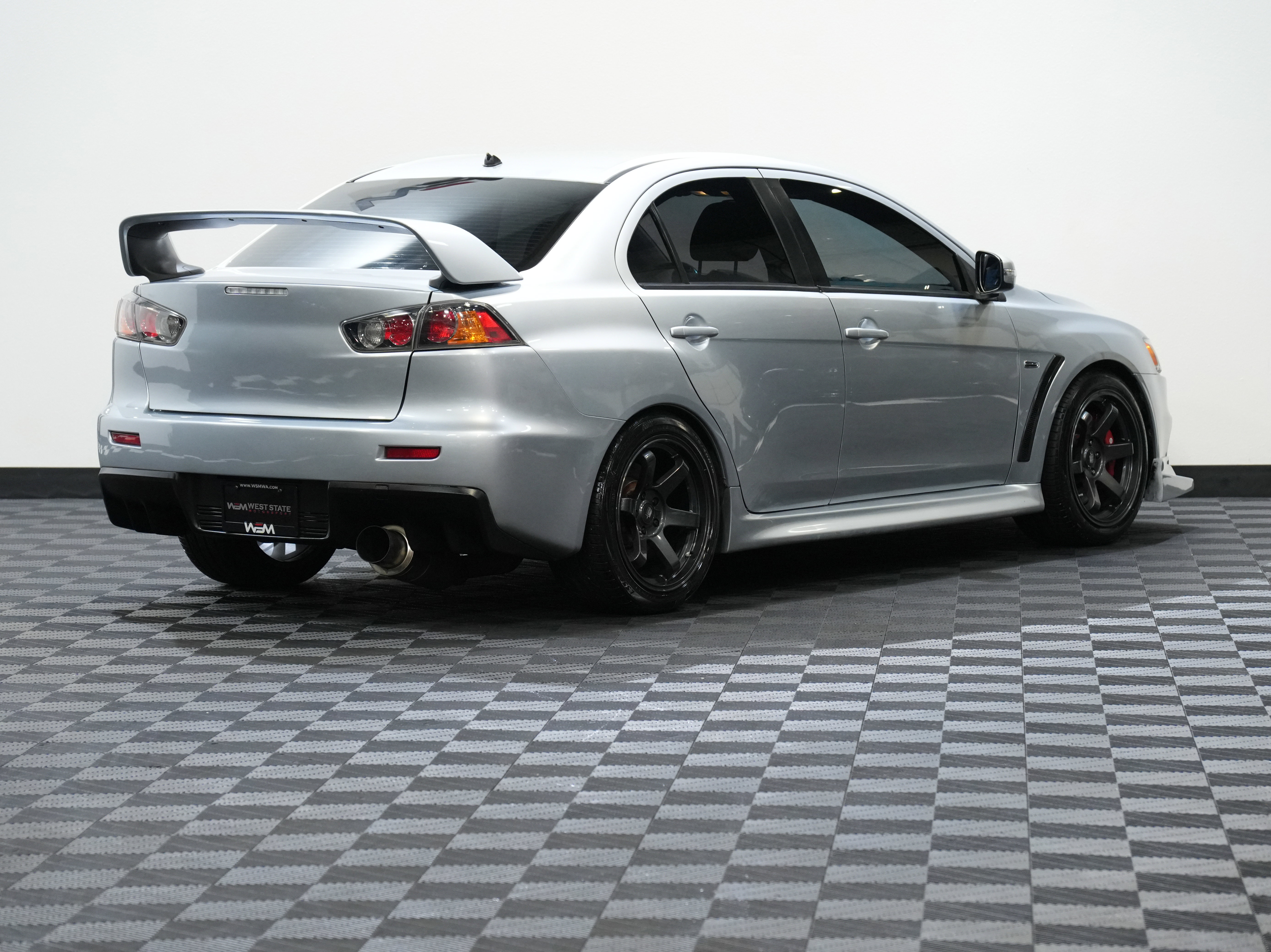 Used 2015 Mitsubishi Lancer Evolution GSR image 6