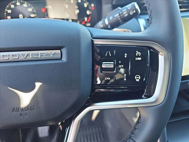 Used 2025 Land Rover Discovery Sport S image 20