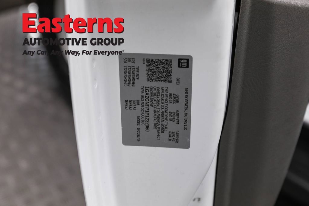 Used 2023 Chevrolet Express 3500 LS image 32