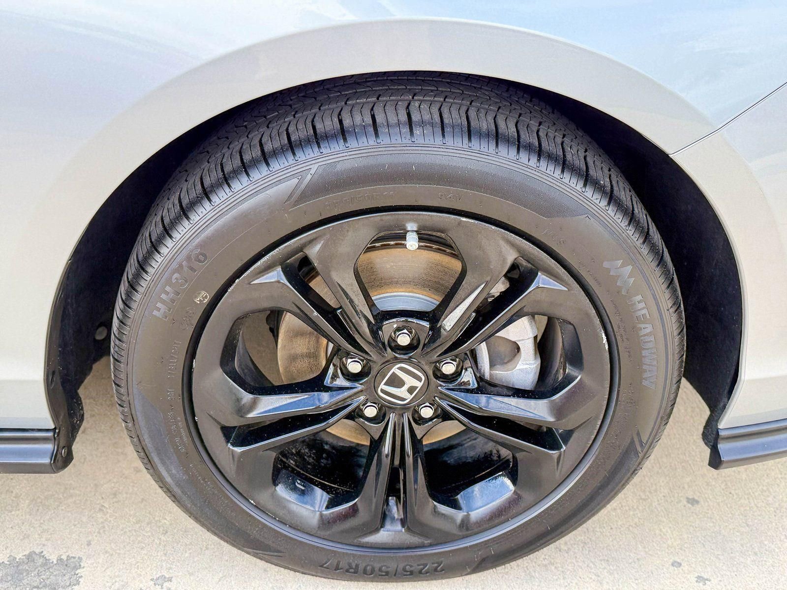 Used 2025 Honda Accord SE image 20