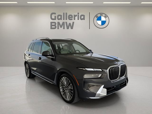Used 2024 BMW X7 xDrive40i w/ Executive Package image 4