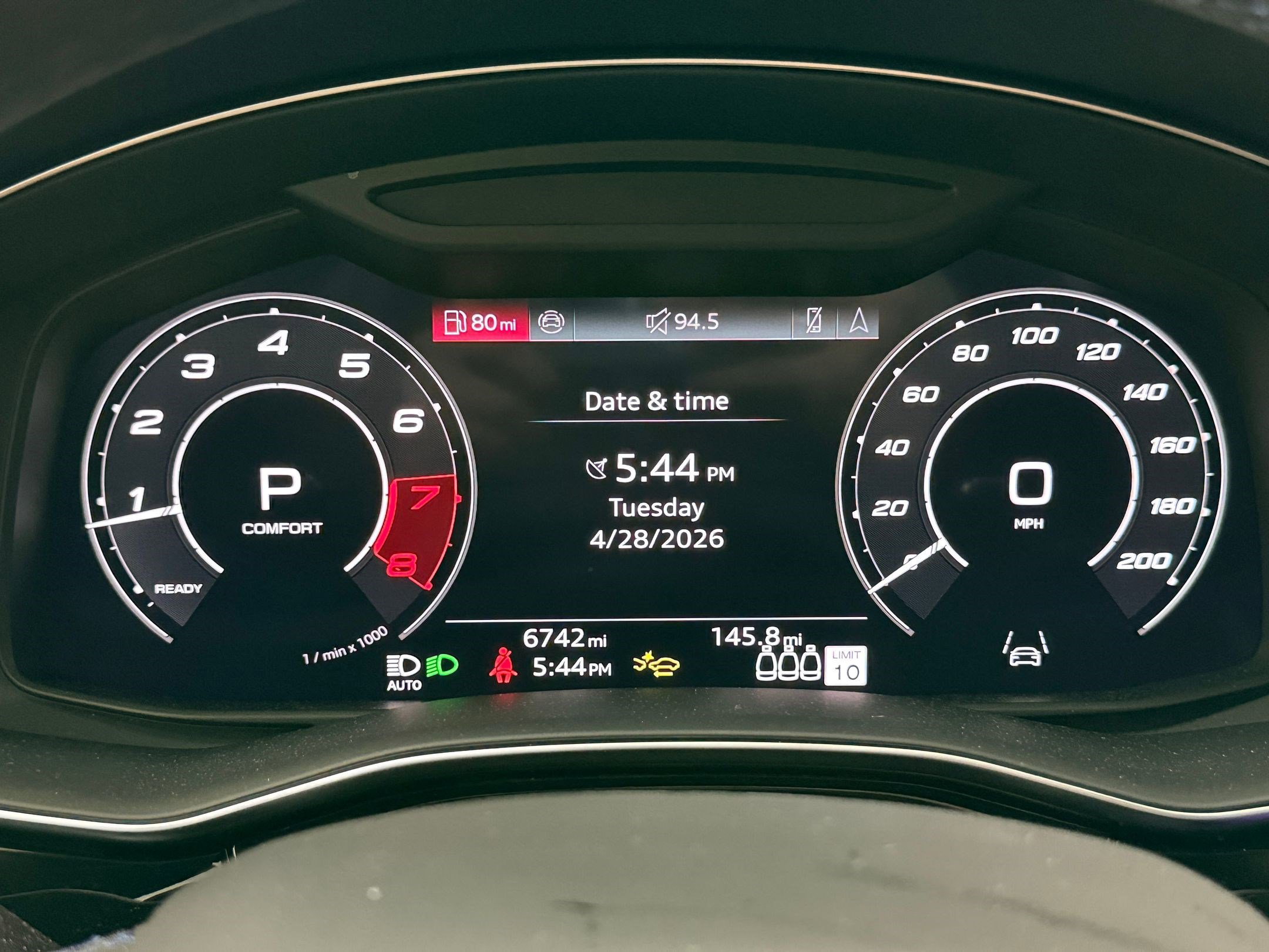 Used 2026 Audi RS Q8 performance AWD/4WD image 19