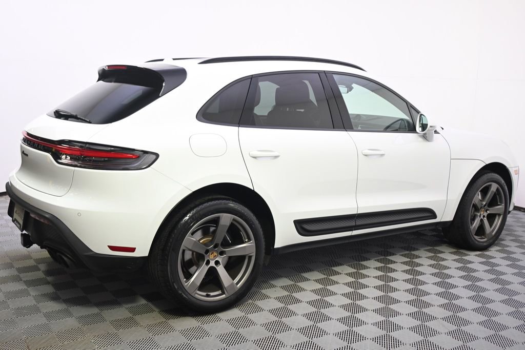 Used 2022 Porsche Macan AWD/4WD image 7