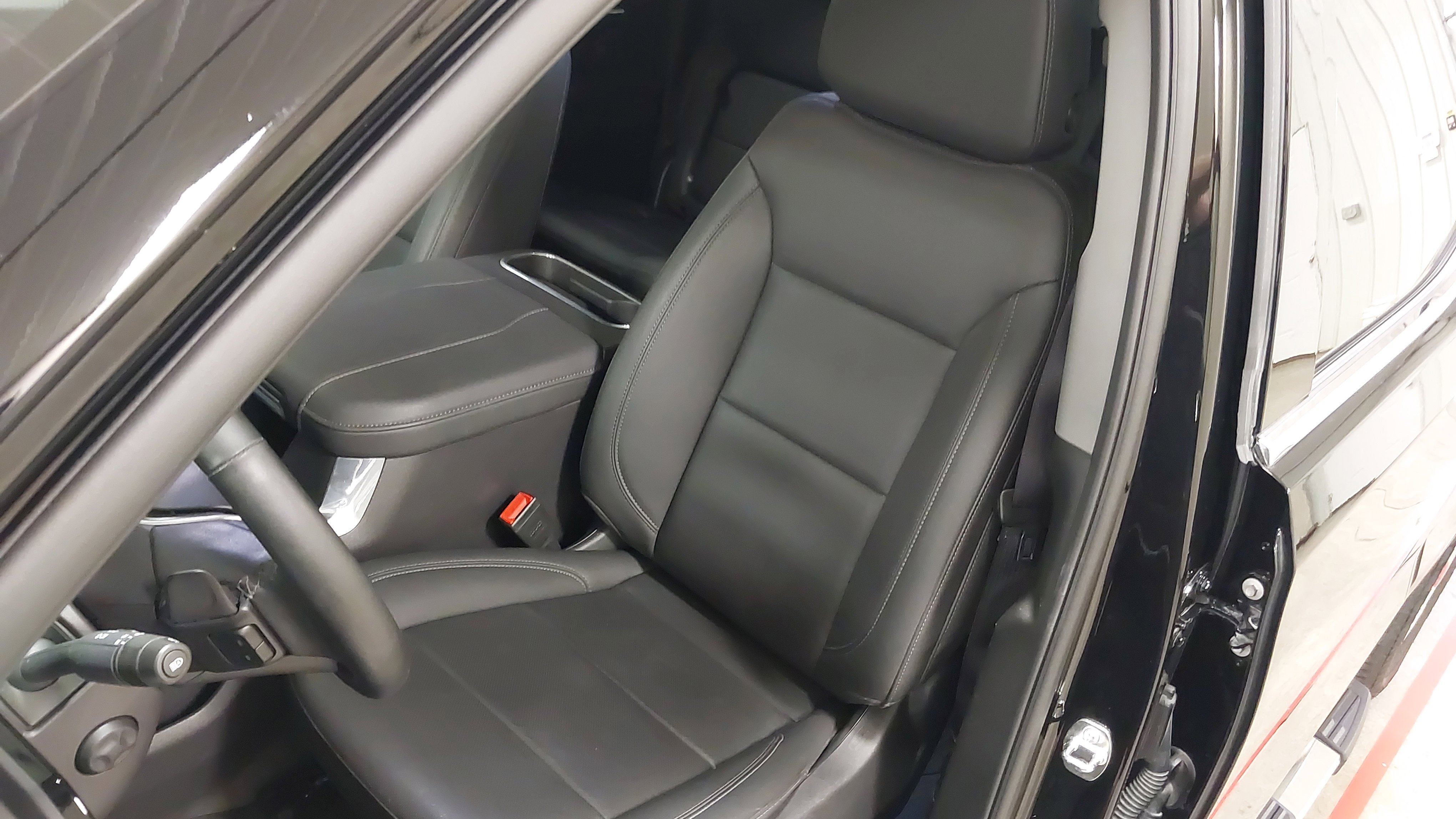 Used 2024 GMC Sierra 1500 SLT w/ SLT Premium Plus Package image 23