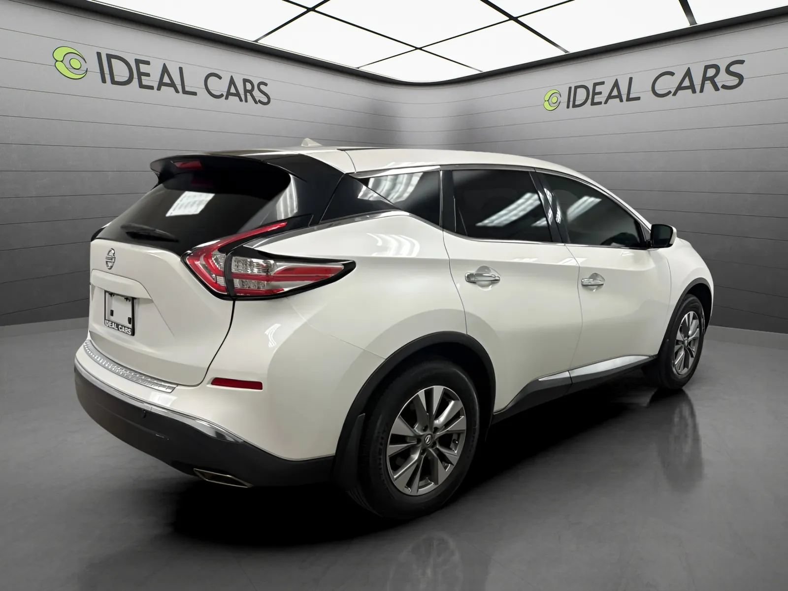 Used 2015 Nissan Murano S FWD image 5