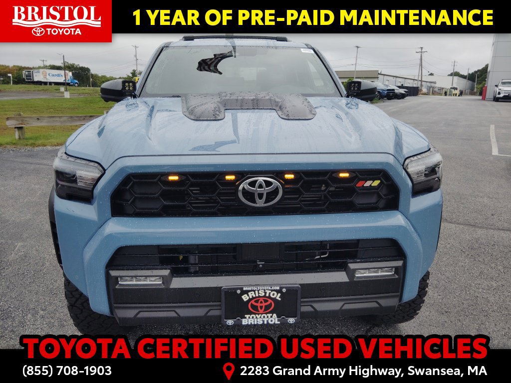 Used 2025 Toyota 4Runner TRD Off-Road Premium w/ Tow Technology Package AWD/4WD image 2