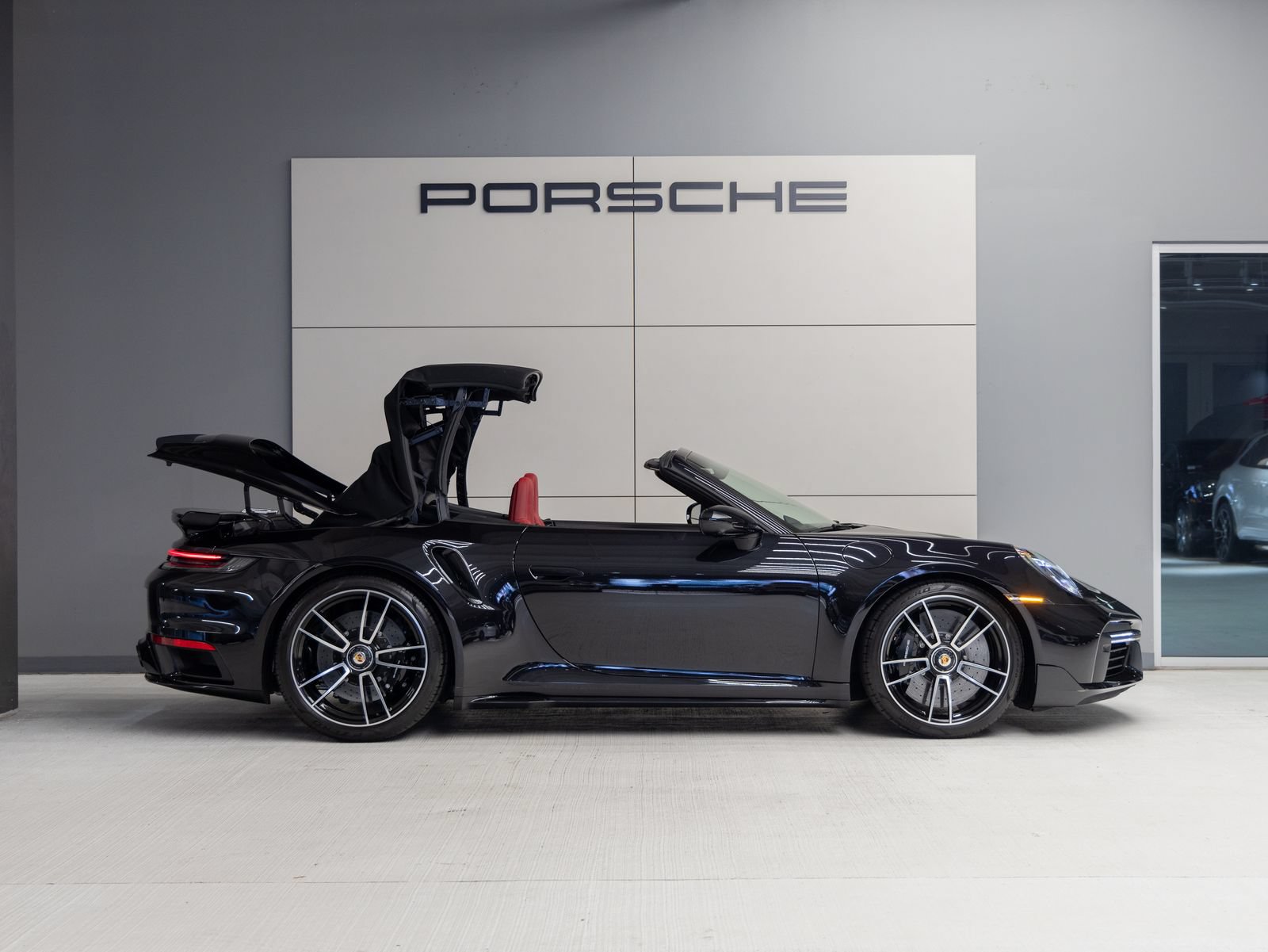 Certified 2025 Porsche 911 Turbo S AWD/4WD image 9