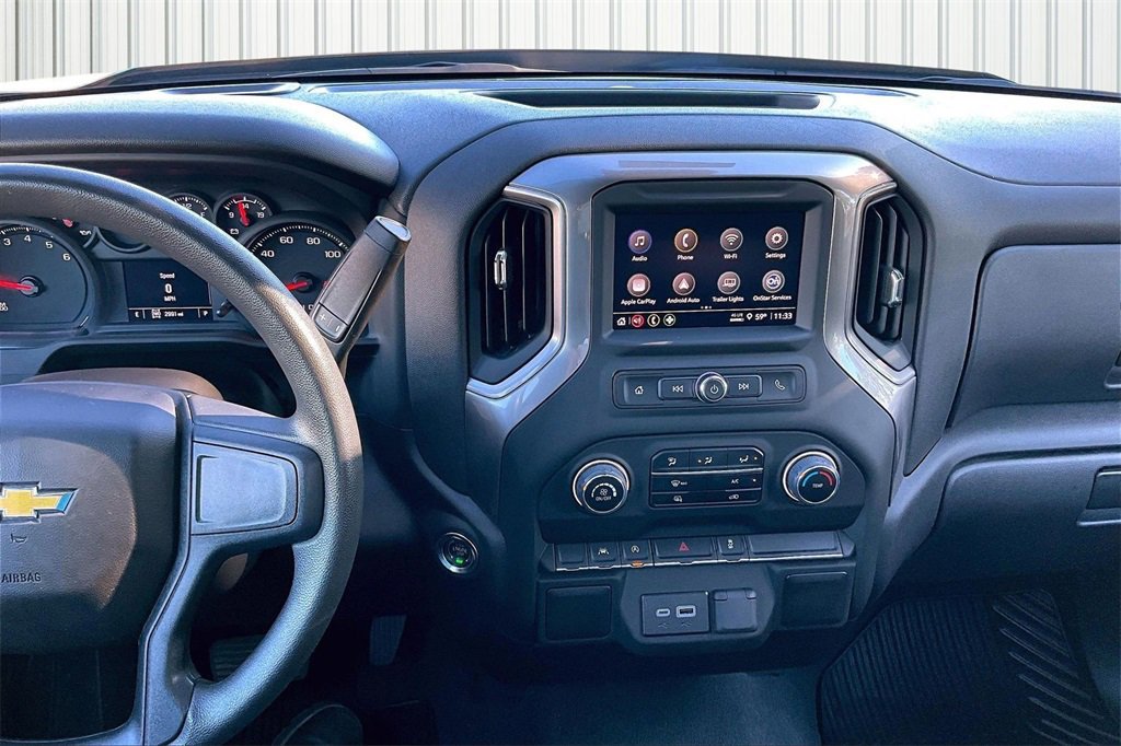 Used 2025 Chevrolet Silverado 1500 W/T w/ Trailering Package image 3