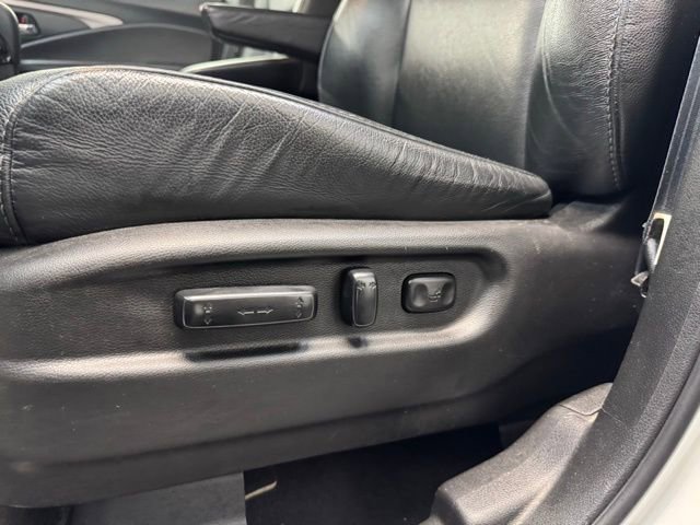 Used 2020 Honda Pilot Black Edition image 14