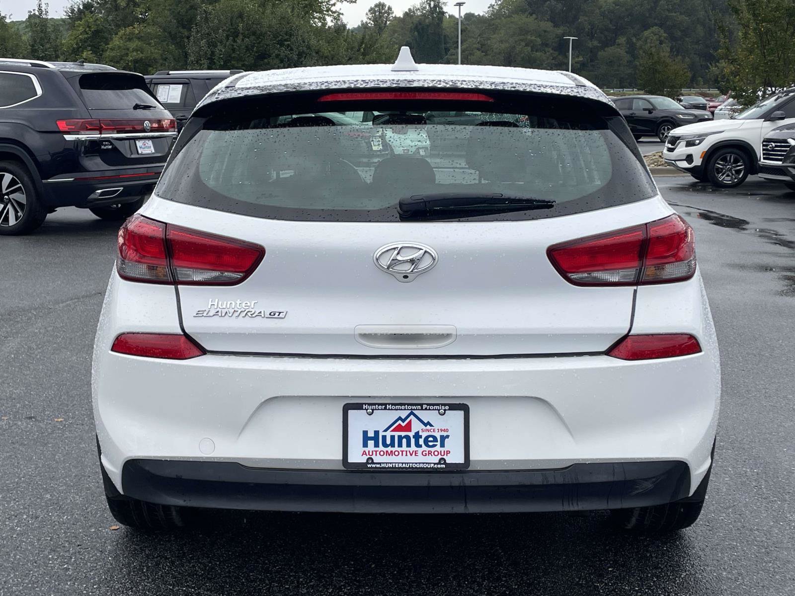 Used 2020 Hyundai Elantra GT FWD image 28