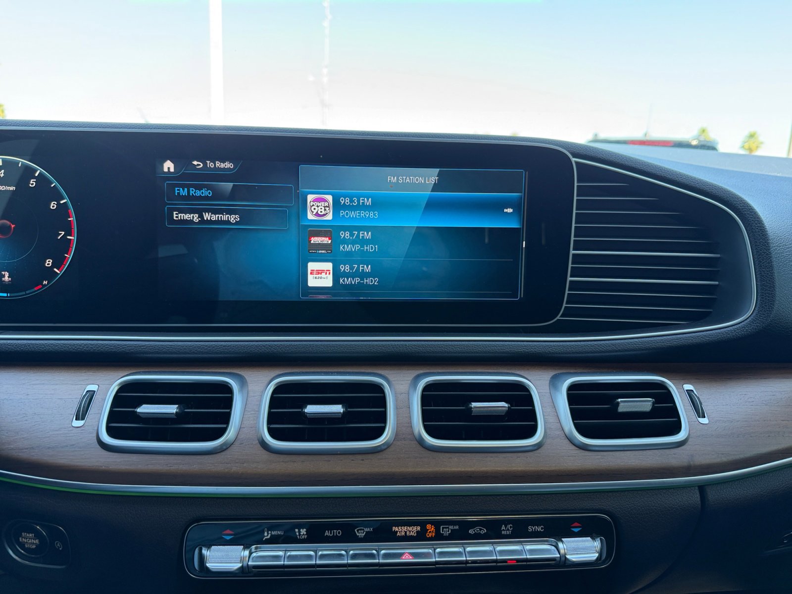 Used 2021 Mercedes-Benz GLE 350 image 12