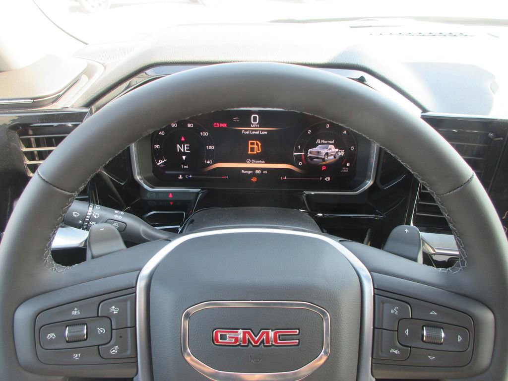 New 2026 GMC Sierra 1500 SLT image 18