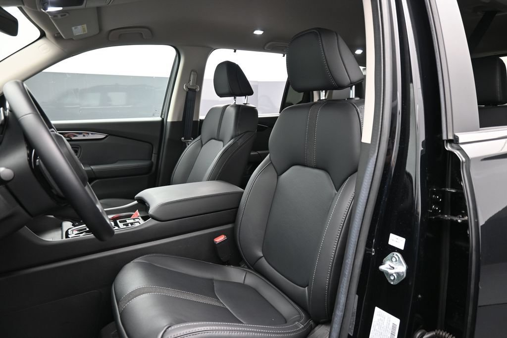 Certified 2025 Honda Pilot EX-L image 23