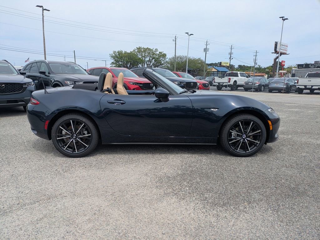 New 2026 MAZDA MX-5 Miata Grand Touring RWD video 3