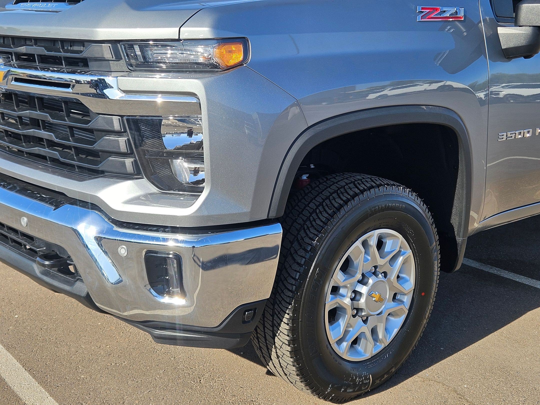 New 2026 Chevrolet Silverado 3500 LT w/ All Star Edition AWD/4WD image 16