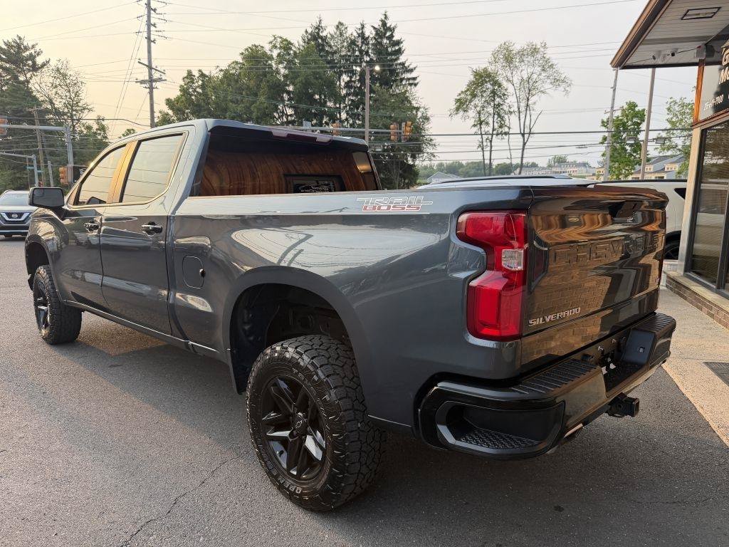 Used 2019 Chevrolet Silverado 1500 LT Trail Boss w/ Convenience Package AWD/4WD image 3
