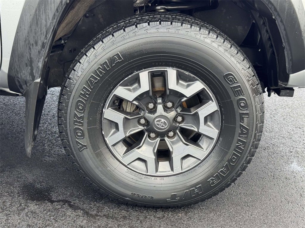 Used 2023 Toyota Tacoma TRD Off-Road image 26