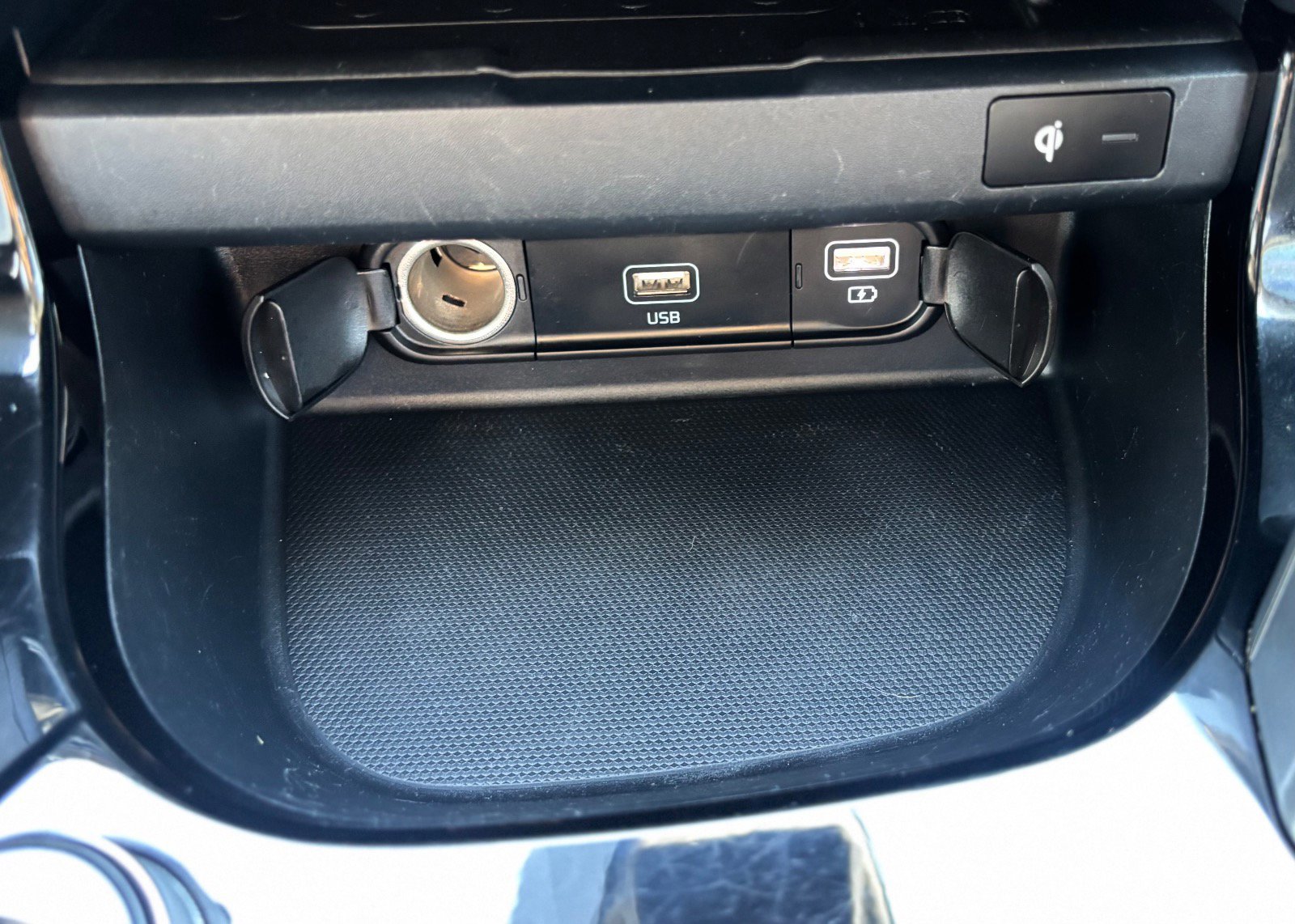 Used 2021 Kia Seltos SX image 44