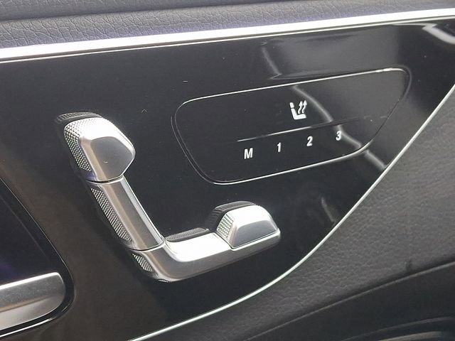Used 2025 Mercedes-Benz C 300 4MATIC Sedan image 27