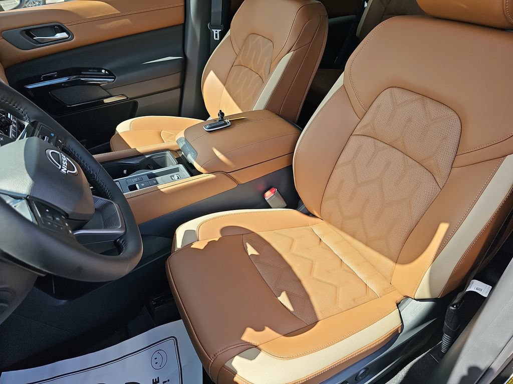 New 2026 Nissan Pathfinder Platinum FWD image 20