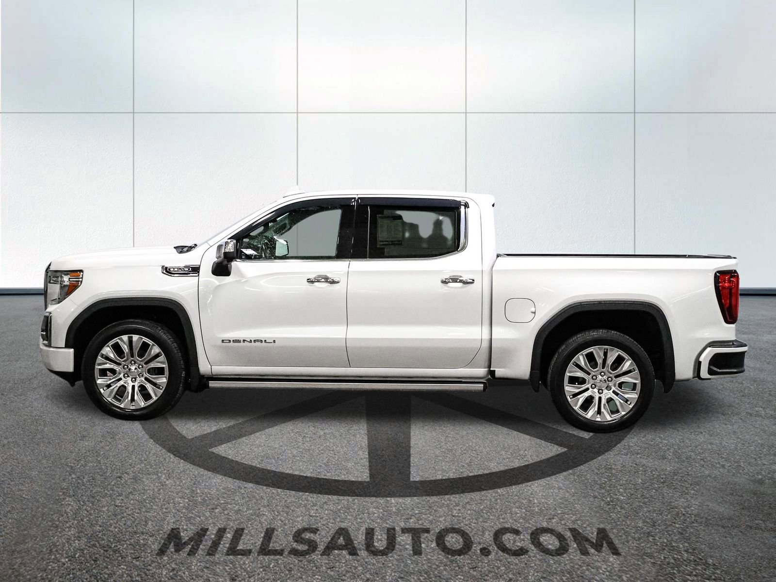 Used 2020 GMC Sierra 1500 Denali w/ Denali Ultimate Package image 3